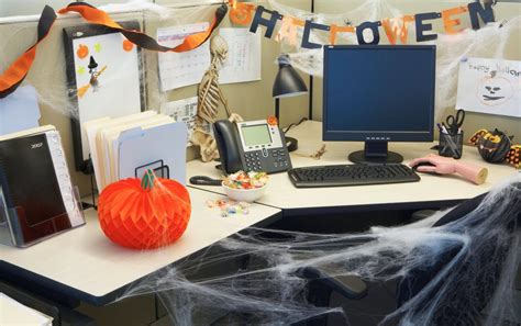 are fake spider webs bad